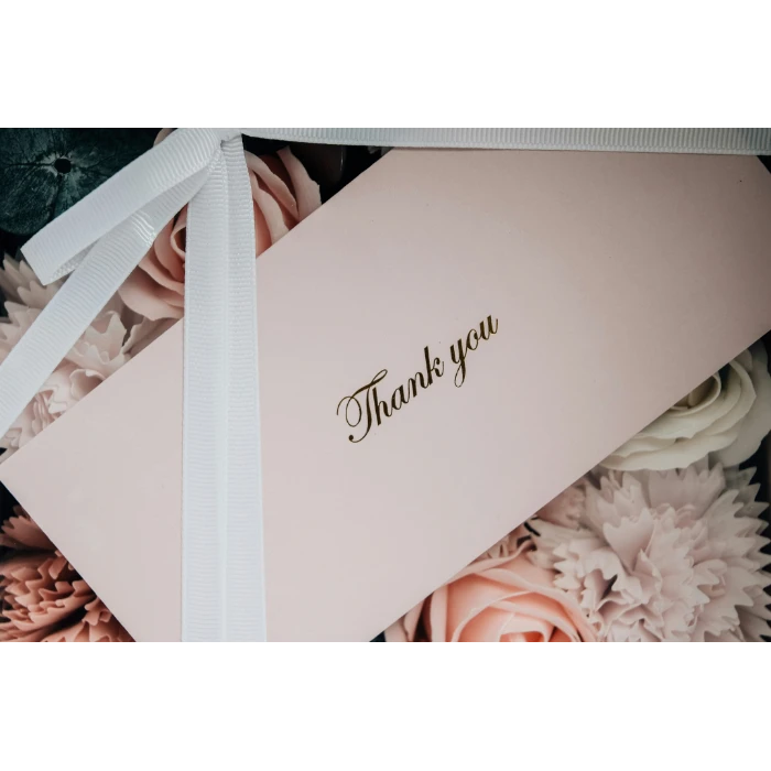 零支持者的艺术众筹：一场2,876美元的寂静独白