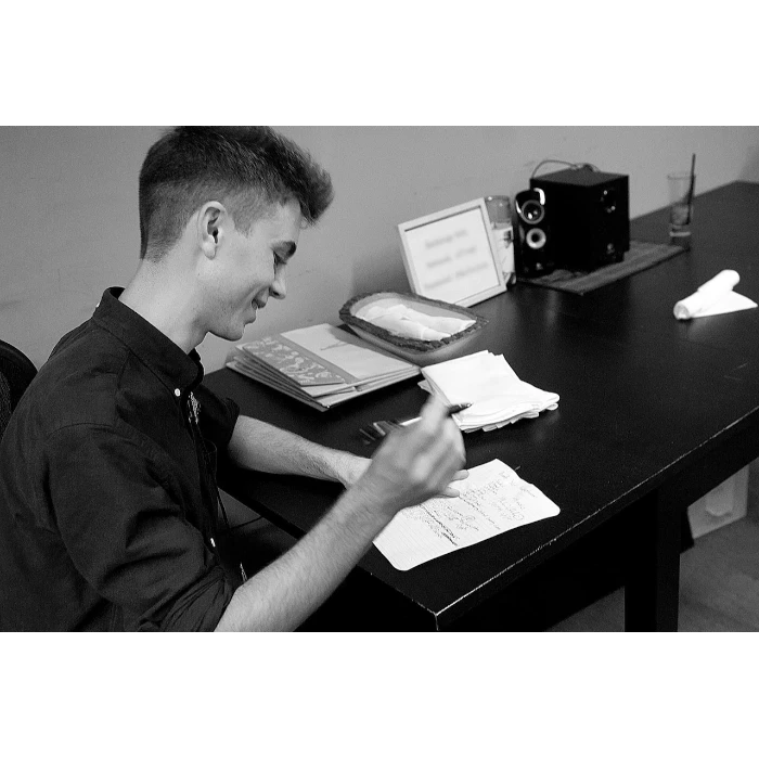 一场零支持者的众筹：音乐人如何“募得”1.2万美元？