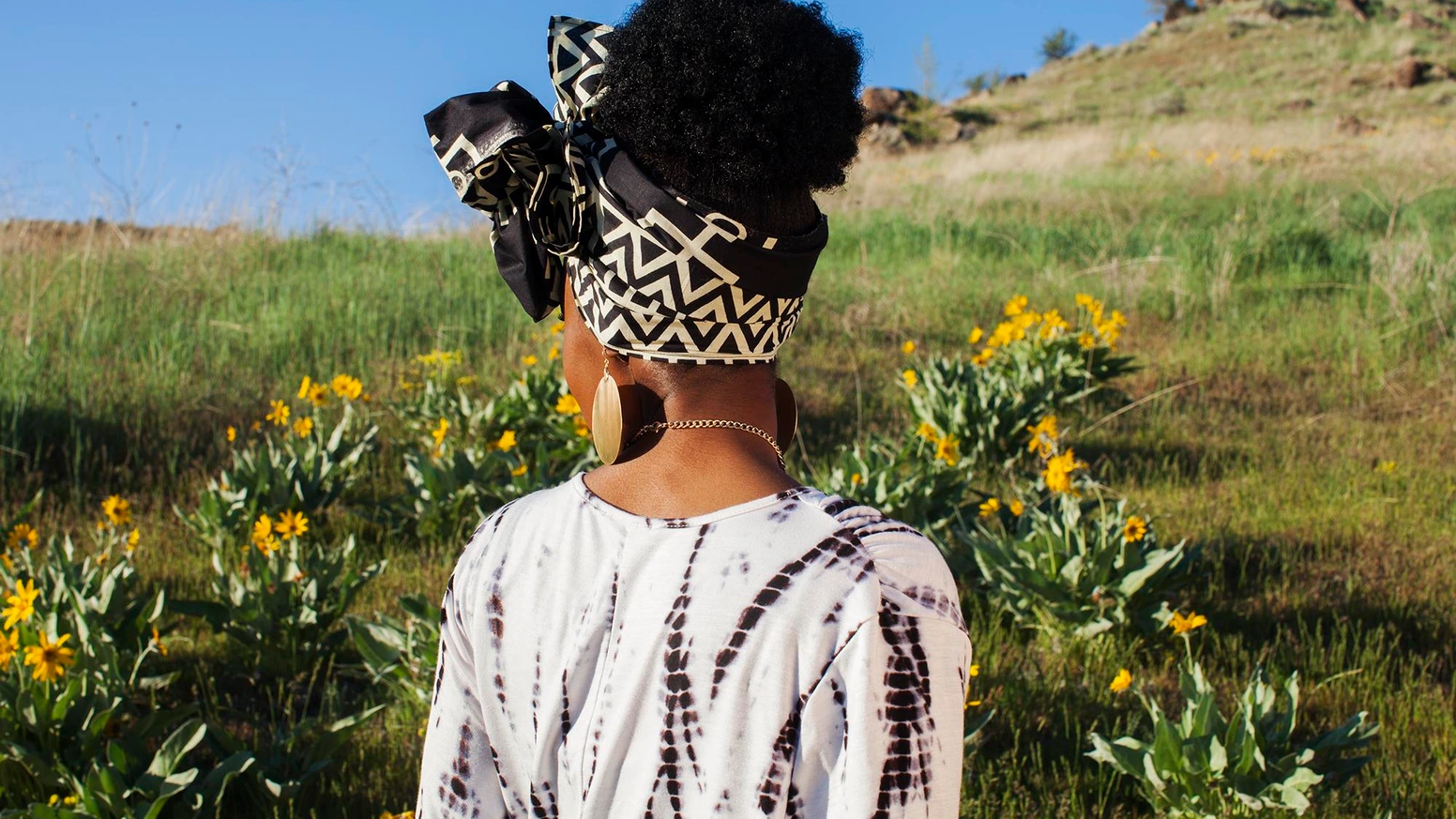 一场为264人举办的摄影展，如何筹到近2万美元？