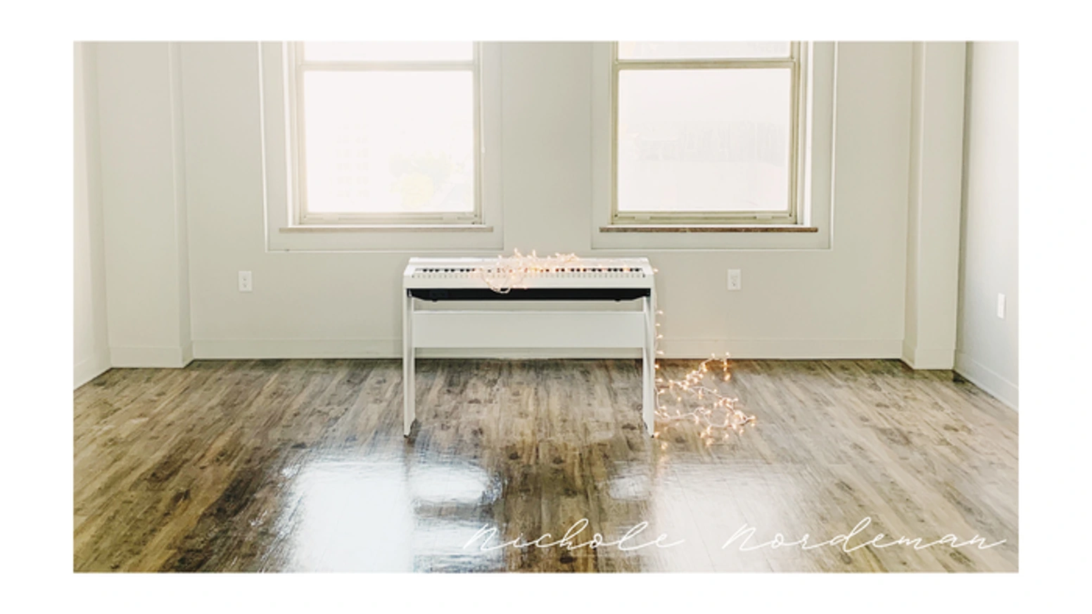 一位歌手的圣诞专辑，为何需要12万人买单？