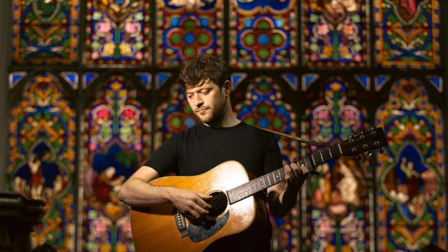 一位利物浦独立音乐人，如何用146位支持者众筹出1.6万美元专辑？